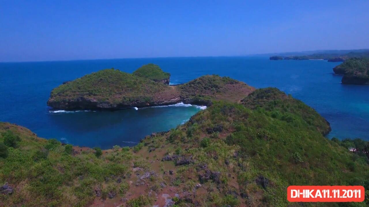&#91;COC Regional : Lokasi Wisata&#93; Pantai Srau Pacitan Surganya Para penyendiri