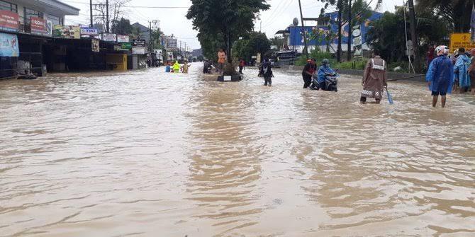 Banjir Jakarta Pun Menenggelamkan Logika