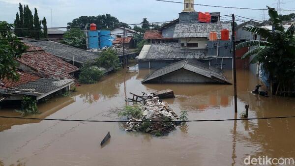142 RW di Jakarta Masih Banjir, Paling Tinggi di Cawang 1,8 Meter