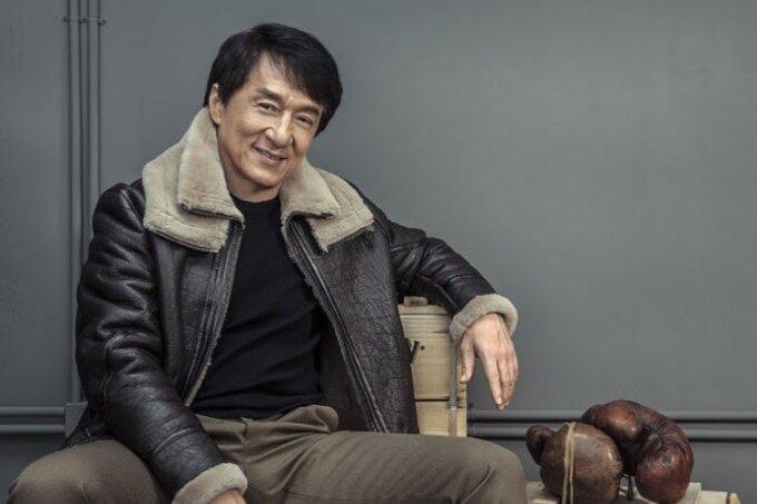 Virus Corona: Benarkah Jackie Chan Terjangkit?