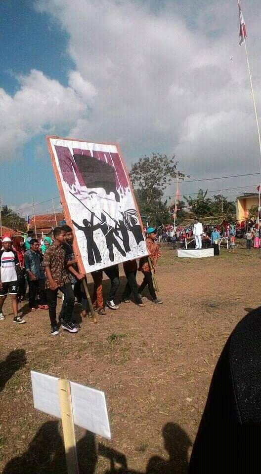 Foto Moment Agustusan Ini Dijamin Bakal Bikin Perut Kram, Penasaran?