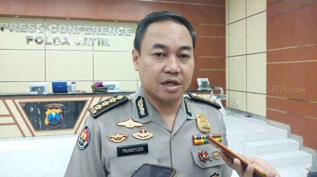 Polisi Tangkap Pelaku Carding Beromzet Ratusan Juta yang Libatkan Artis