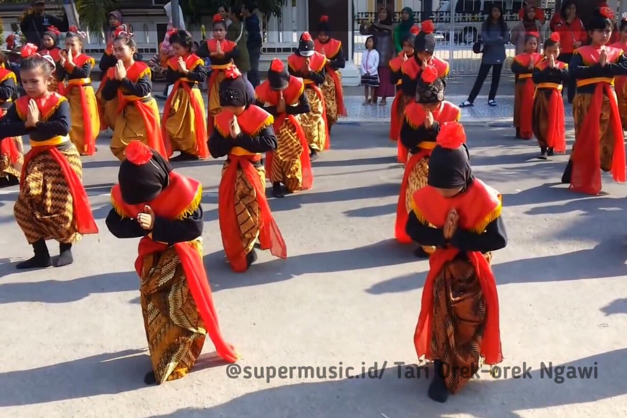 &#91;COC Regional: Kesenian&#93; Gemulai Tarian Orek-Orek Ngawi Paduan yang Dinamis 