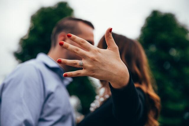 Jika Terjadi 5 Hal Ini, Cepetan Putusin Pacar Kamu!