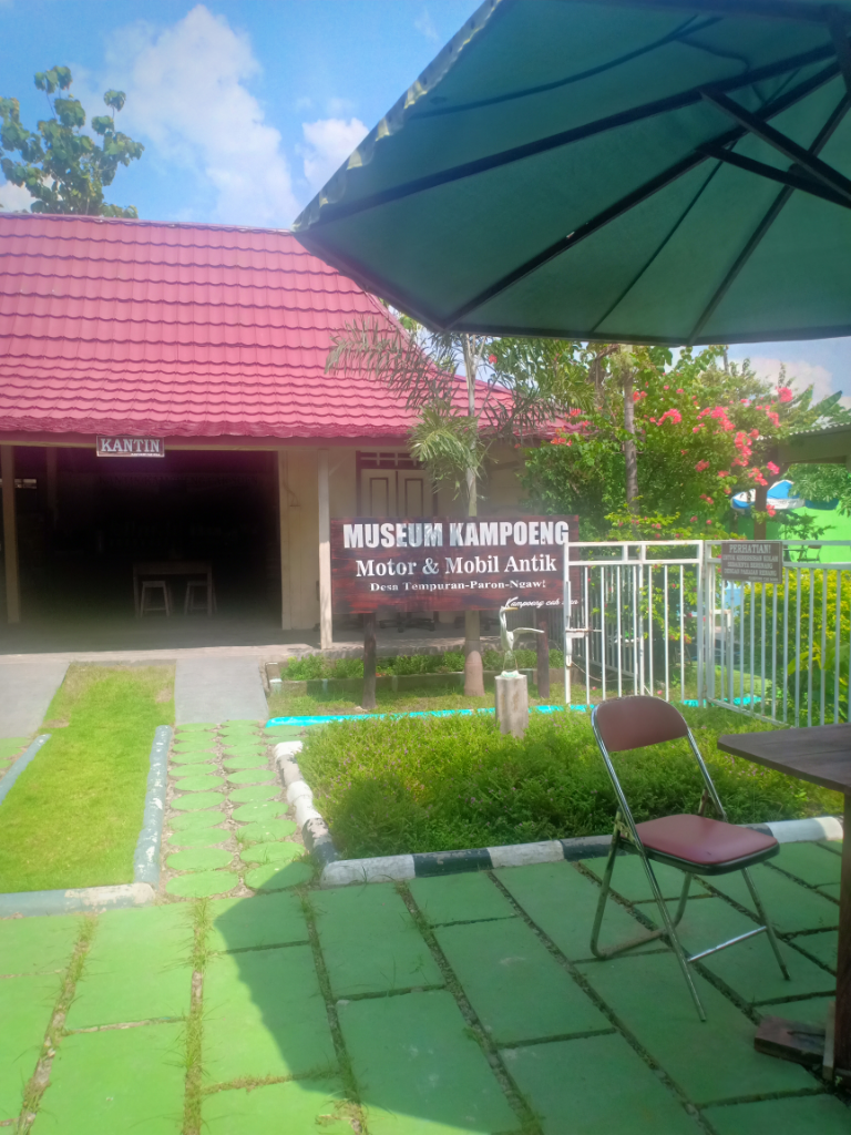 &#91;COC Regional: Lokasi Wisata&#93; Museum Kampoeng Motor dan Mobil Antik Ngawi 