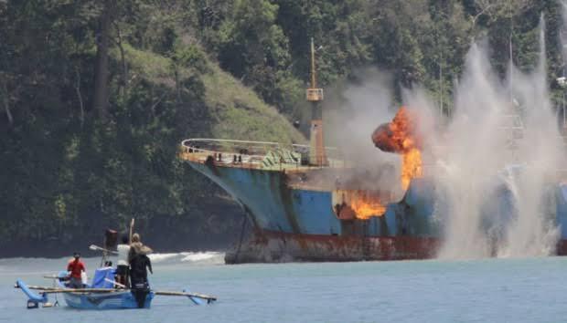 Raup Untung Hingga Rp300 miliar, 5 Sifat Bu Susi Pudjiastuti Yang Patut Kita Contoh