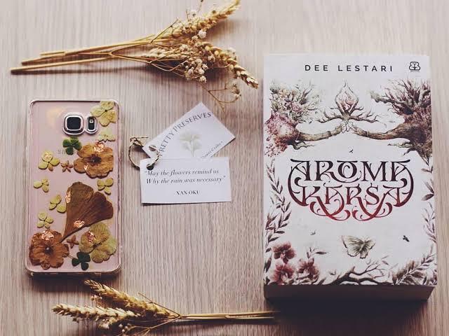 Dewi Lestari Sosok Inspirasiku Dalam Menulis