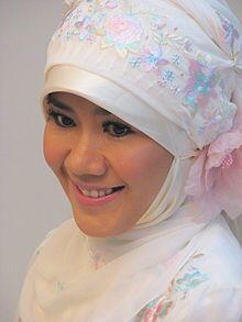 Asma Nadia, Tokoh Penulis Novel yang Mampu di Jadikan Sebagai Inspirator Wanita!