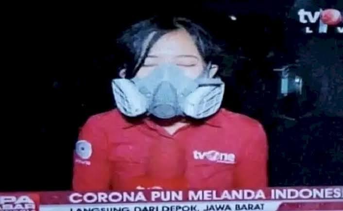 Kisah Nyata, Masker Mahal Kang Ojol Dan Reporter Inipun Pakai Masker Gas