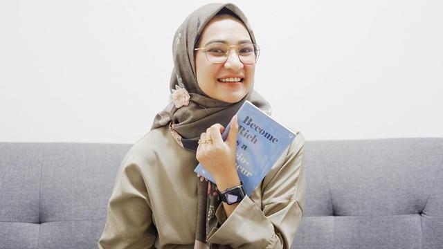 Angkie Yudistia, Sosok Perempuan Inspiratif Yang Sukses Ditengah Keterbatasan