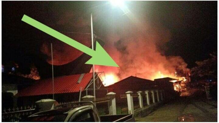 Api Hanguskan 14 Kios Warga, Begini Kronologi Kebakaran di Pasar Makale Tana Toraja