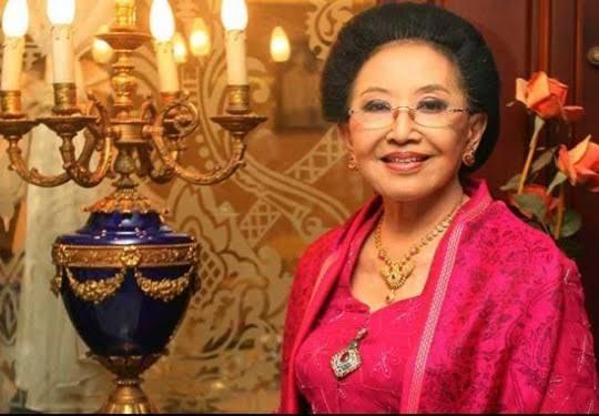 Ibu Mooryati Soedibyo, Dari Teras Rumah Menjadi Pengusaha Produk Jamu dan Kecantikan