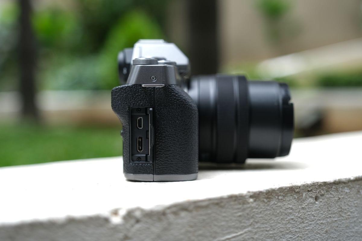Review Fujifilm X-T200: Kamera Mirrorless Pemula