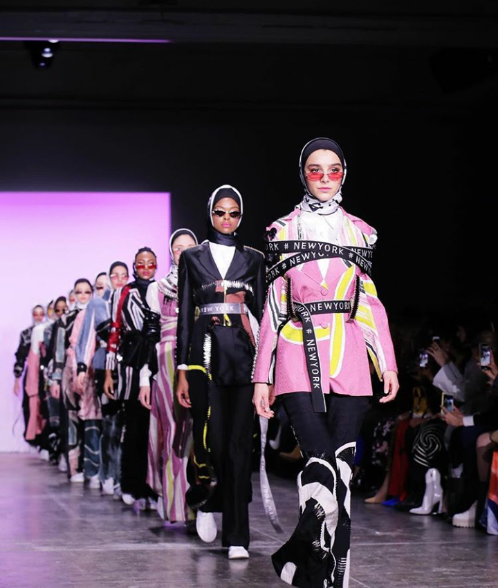 Sosok Dian Pelangi, Inspirasi Terbaik Menjadi Seorang Designer