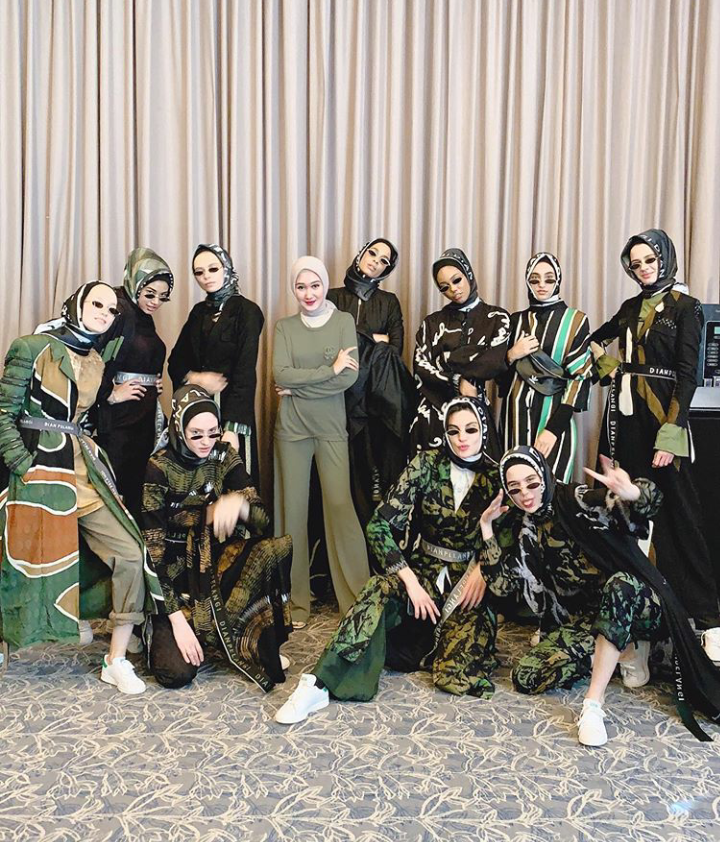 Sosok Dian Pelangi, Inspirasi Terbaik Menjadi Seorang Designer