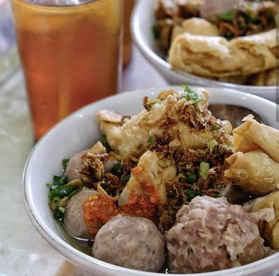 Uniknya Jodoh, Bertemu di Warung Bakso