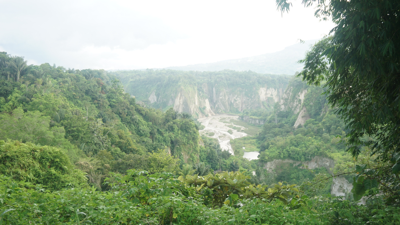 Pengalaman Solo Travel ke Sumatera Barat