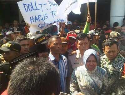 5 Aksi Tri Rismaharini yang Bikin Kita Berdecak Kagum