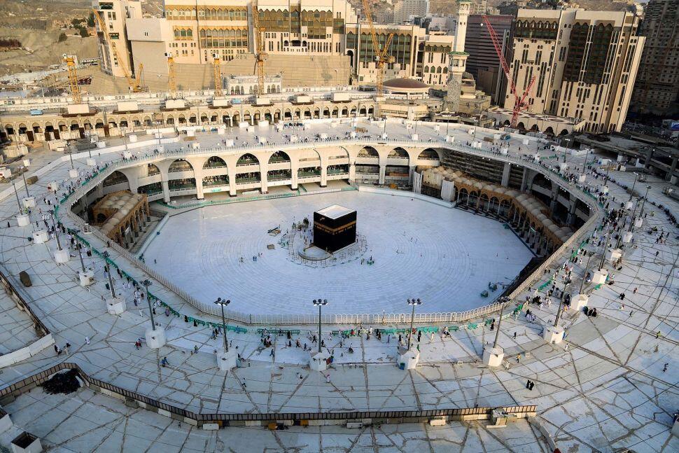 Kisah Nyata, Makkah Sepi Dari Pengunjung, Ka'Bah Pun Lenggang Ada Apa Ini? 