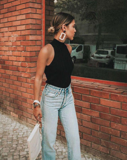 10 Inspirasi OOTD Pakai Helter Top Saatnya Tampilan Santai &amp; Stylish!