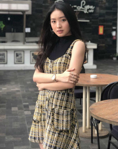 10 Gaya OOTD Casual Natasha Wilona, Fashionable Bak Idol Kpop!