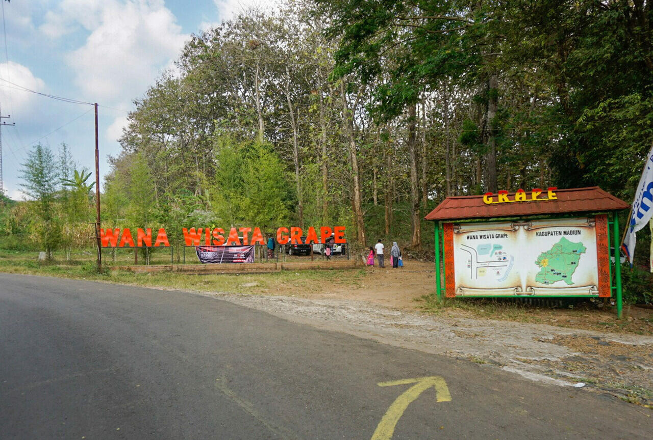 &#91;COC Regional : Lokasi Wisata&#93; Wana Wisata Grape Madiun yang Menyejukkan