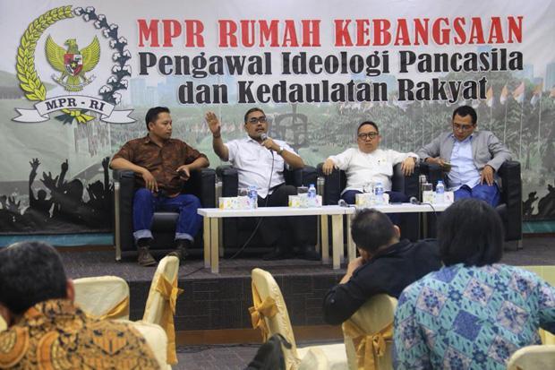 Wakil Ketua MPR Minta Pemerintah Waspadai Dampak Ekonomi Akibat Corona