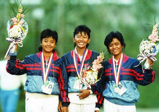 1988, Tiga Srikandi Panahan Membuka Jalan Medali Indonesia di Olimpiade