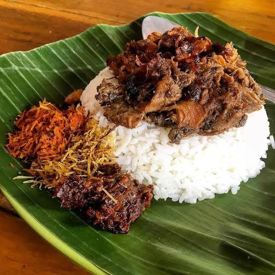 &#91;COC Regional : Makanan Tradisional&#93; Nasi Krawu Khas Kota Gresik