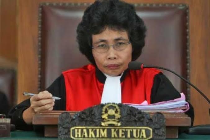 Tegas, Keras Dan Berintegritas Albertina Hp Srikandi Hukum Indonesia