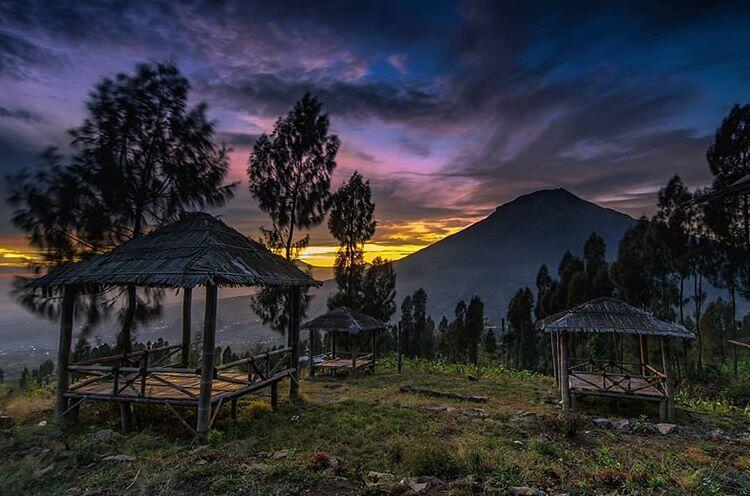 &#91;COC Regional: Lokasi Wisata&#93;Wisata Alam Posong, Surganya Para Pencari Sunset