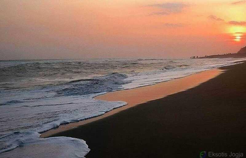 Aroma Mistis Parangtritis Semakin Menghipnotis Turis, 10 Pantai Ini Tak Kalah Eksotis