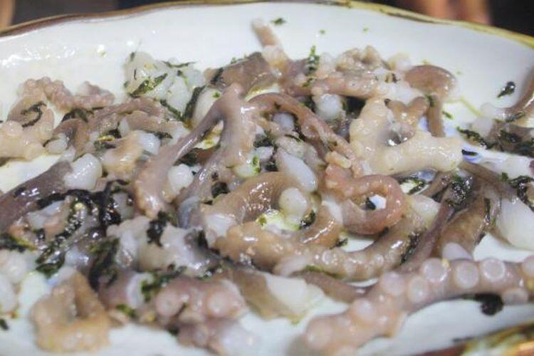 4 Makanan Unik Korea Selatan Ini Hanya Cocok Bagi Kamu yang Suka Tantangan
