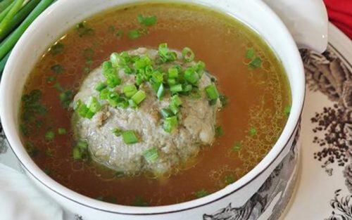Bukan Bakso yang Menentukan Bakso itu Enak, tapi ini, nih!