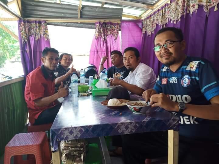 Sahabat bukan teman