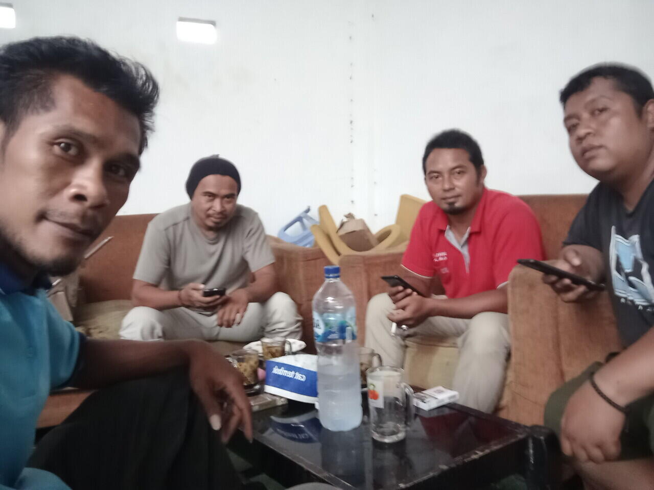 Sahabat bukan teman