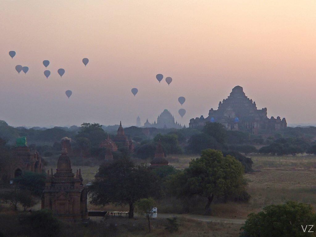Melihat Matahari Terbit di Bagan Myanmar