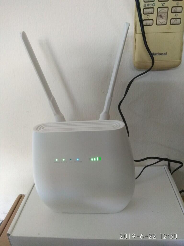 &#91;REVIEW&#93; 4G LTE Router Tuoshi R520F