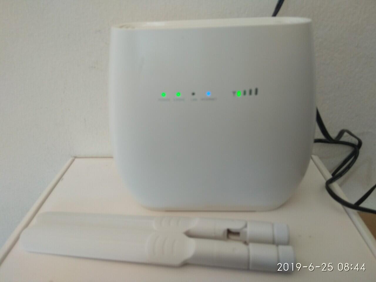 &#91;REVIEW&#93; 4G LTE Router Tuoshi R520F