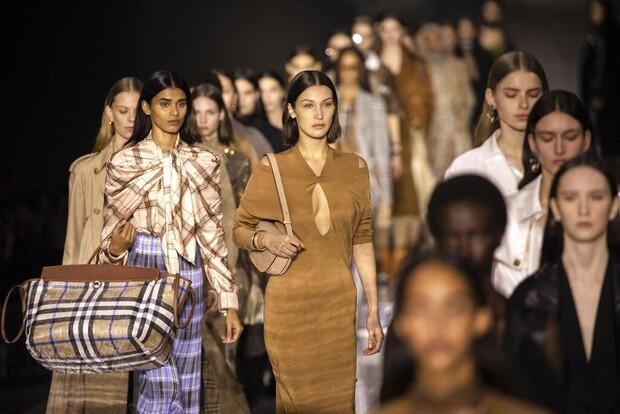 Ada Virus Corona, Gucci Hingga Prada Batalkan Fashion Show