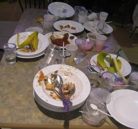 11 Tipe Orang Makan yang Kocak Abis! GanSis Tipe Mana?