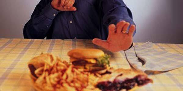 11 Tipe Orang Makan yang Kocak Abis! GanSis Tipe Mana?