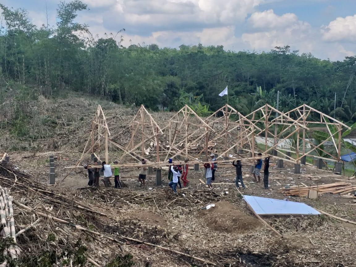 Pengungsi Masih Terlunta, ACT Dirikan Hunian Sementara Bangun Lebak Kembali