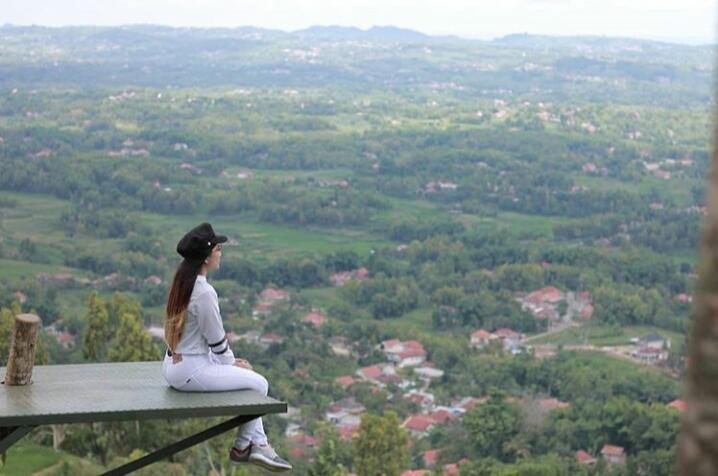 &#91;COC Regional: Lokasi Wisata&#93; Berwisata Sambil Menikmati Lezatnya Durian, Mau?