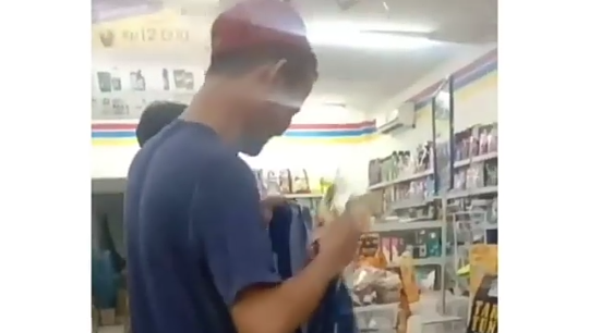 Tidak Hanya Doraemon yang Punya Kantong Ajaib, Santri Juga Punya! Mau Lihat Buktinya?