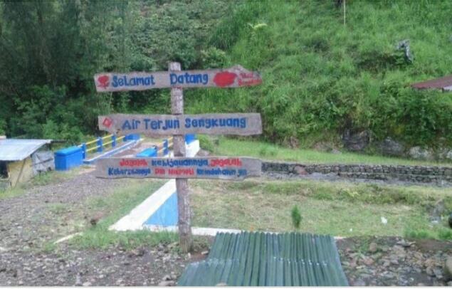 &#91; COC Regional : Lokasi Wisata &#93; Air Terjun Sengkuang Kabupaten Kepahyang Bengkulu
