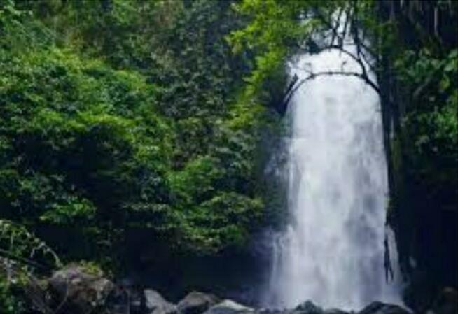 &#91; COC Regional : Lokasi Wisata &#93; Air Terjun Batu Layang Argamakmur