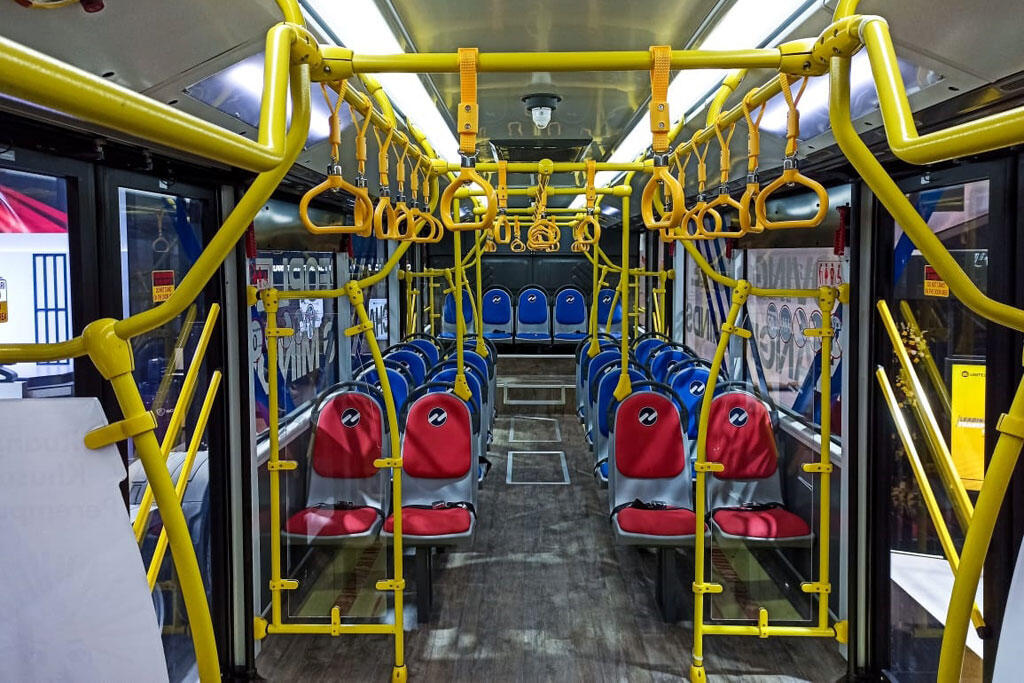 Kenalan Sama Bis Barunya Transjakarta Yuk... (SCANIA K250IB)