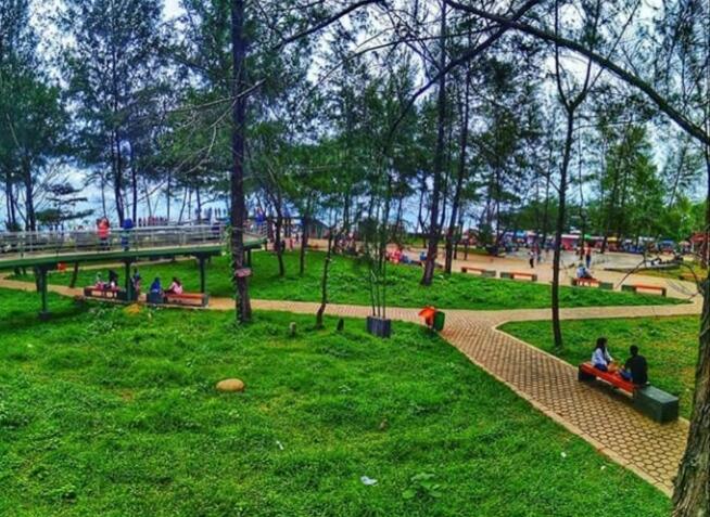 &#91; COC Regional : Lokasi Wisata &#93; Destinasi Objek Wisata Pantai Berkas Bengkulu