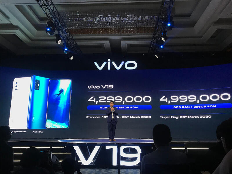 Ngomongin Vivo V19 : Sang Raja Selfie Terbaru dari Vivo